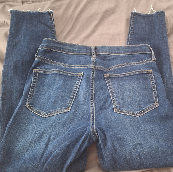 Gap True Skinny Button Fly Jeans , Size 28 - Picture 4 of 4